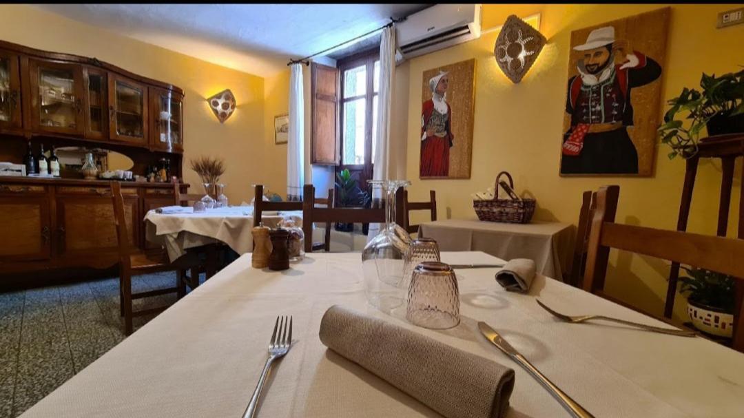 Al Vecchio Corso B&B Tempio Pausania Dış mekan fotoğraf